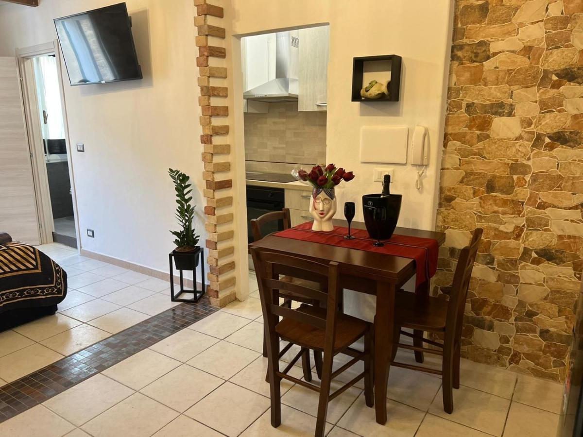 דירות אלגהרו Casa Vacanze Pirandello מראה חיצוני תמונה